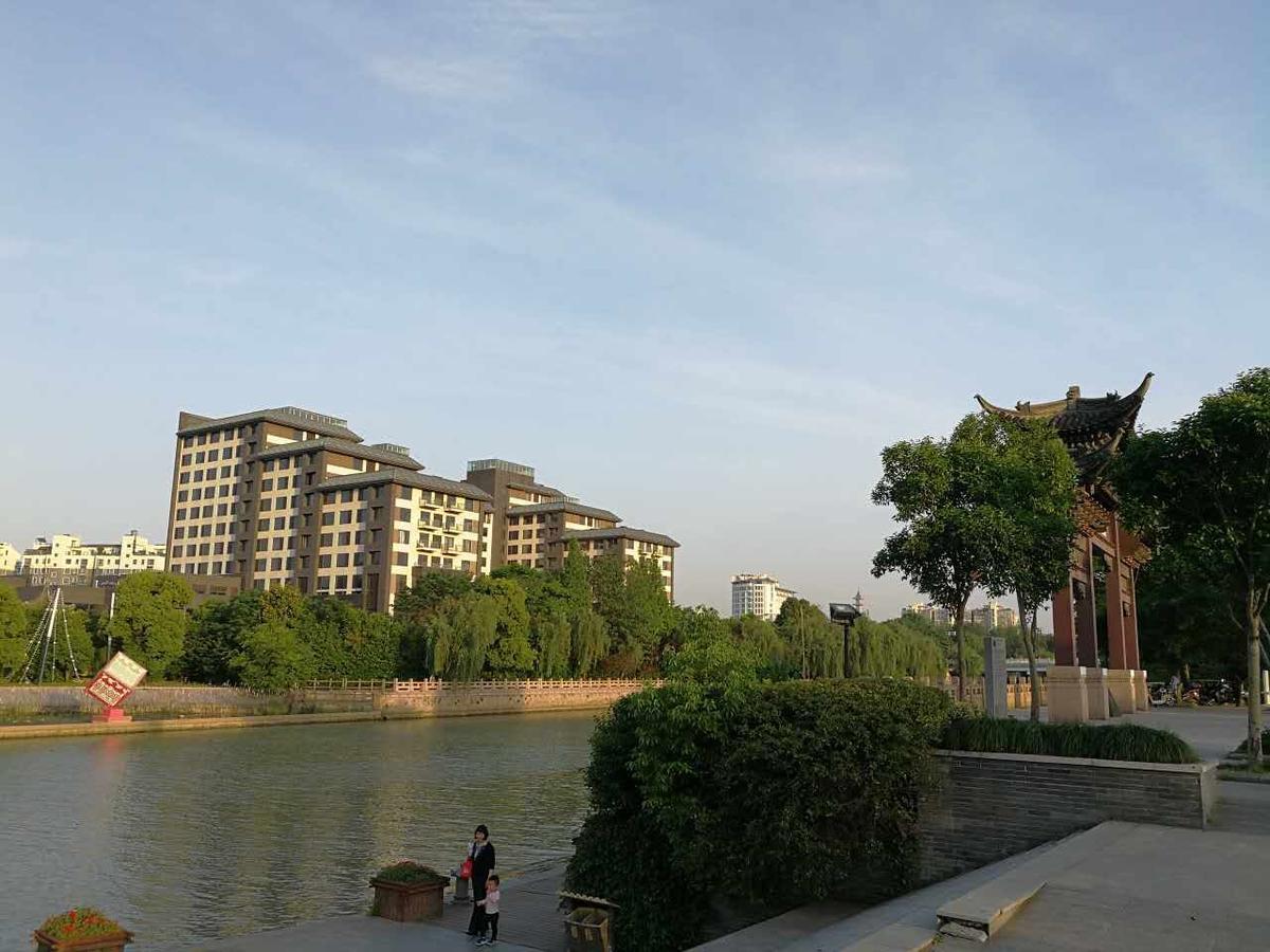 Ramada Casa Hotel Yangzhou Exteriör bild